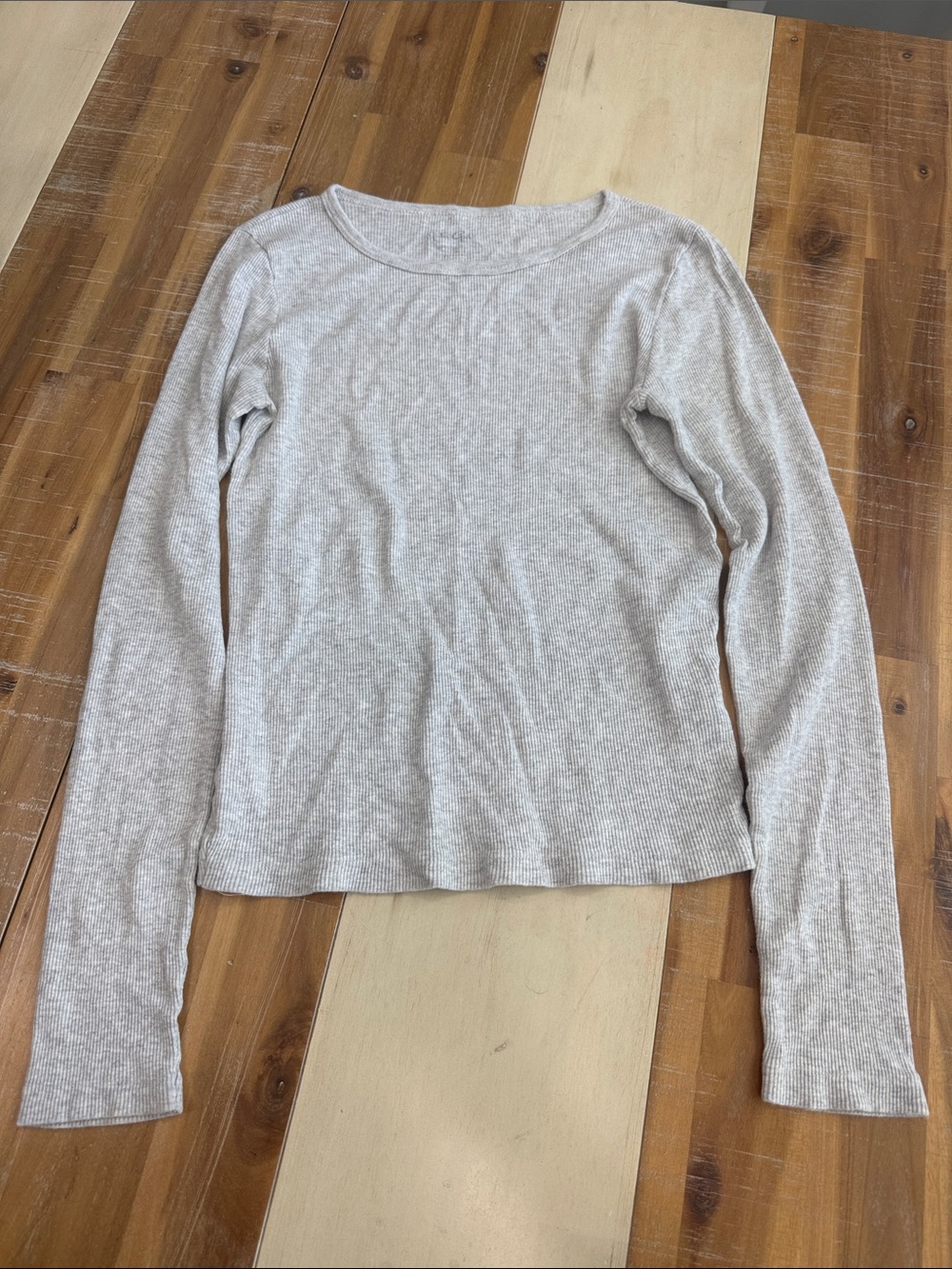 Brandy Melville Light Heather Gray Ribbed Long Sleeve Top